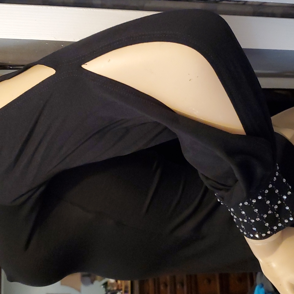 Woman top - Picture 4 of 7